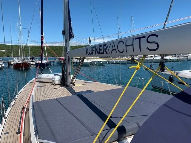 Rosso Charterboot - 5