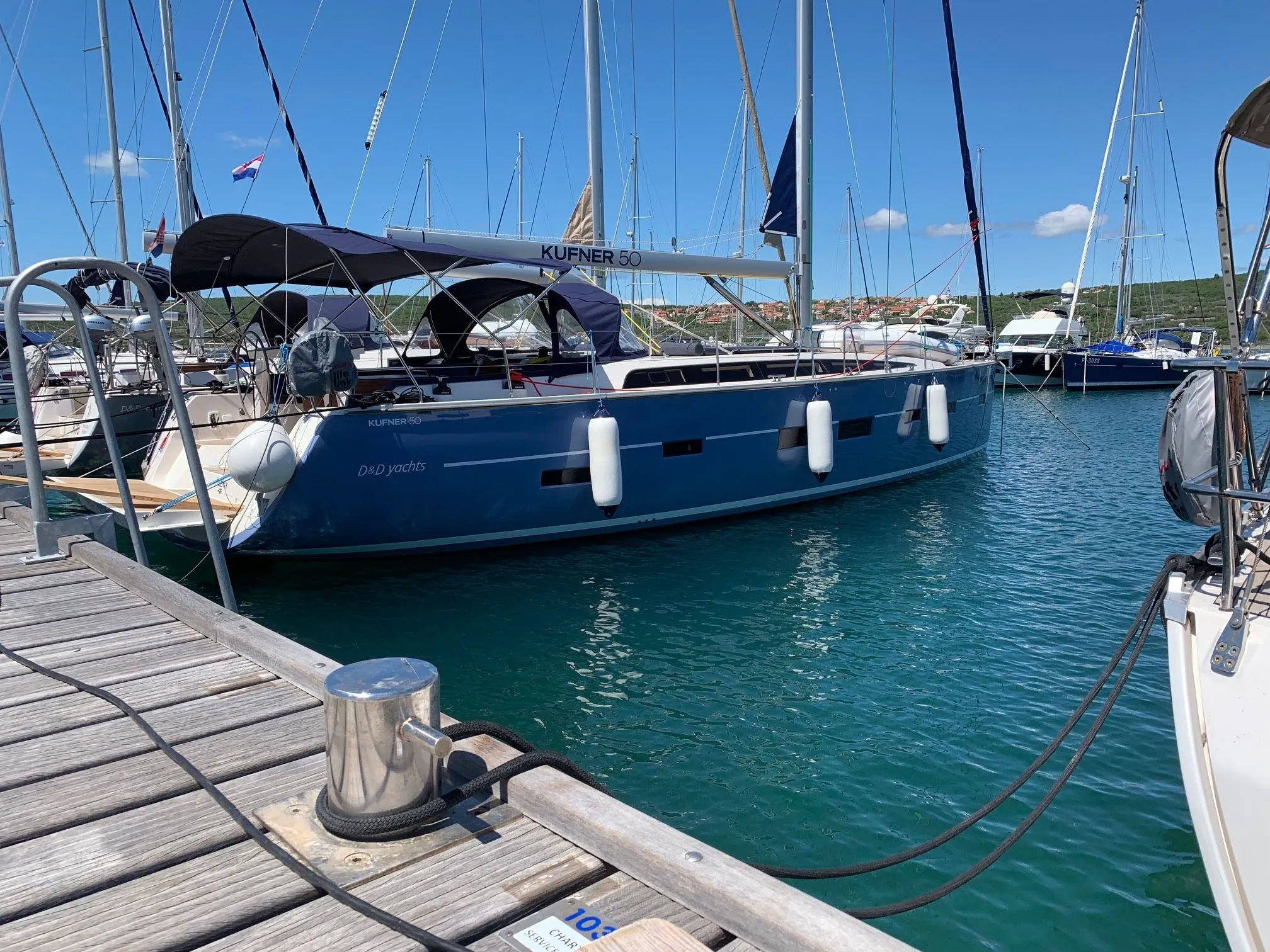 Rosso Charterboot - 4