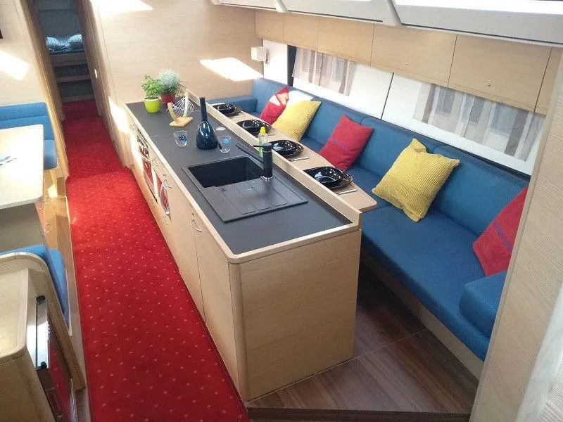 Pinot 1 Kiralık Teknesi - 5