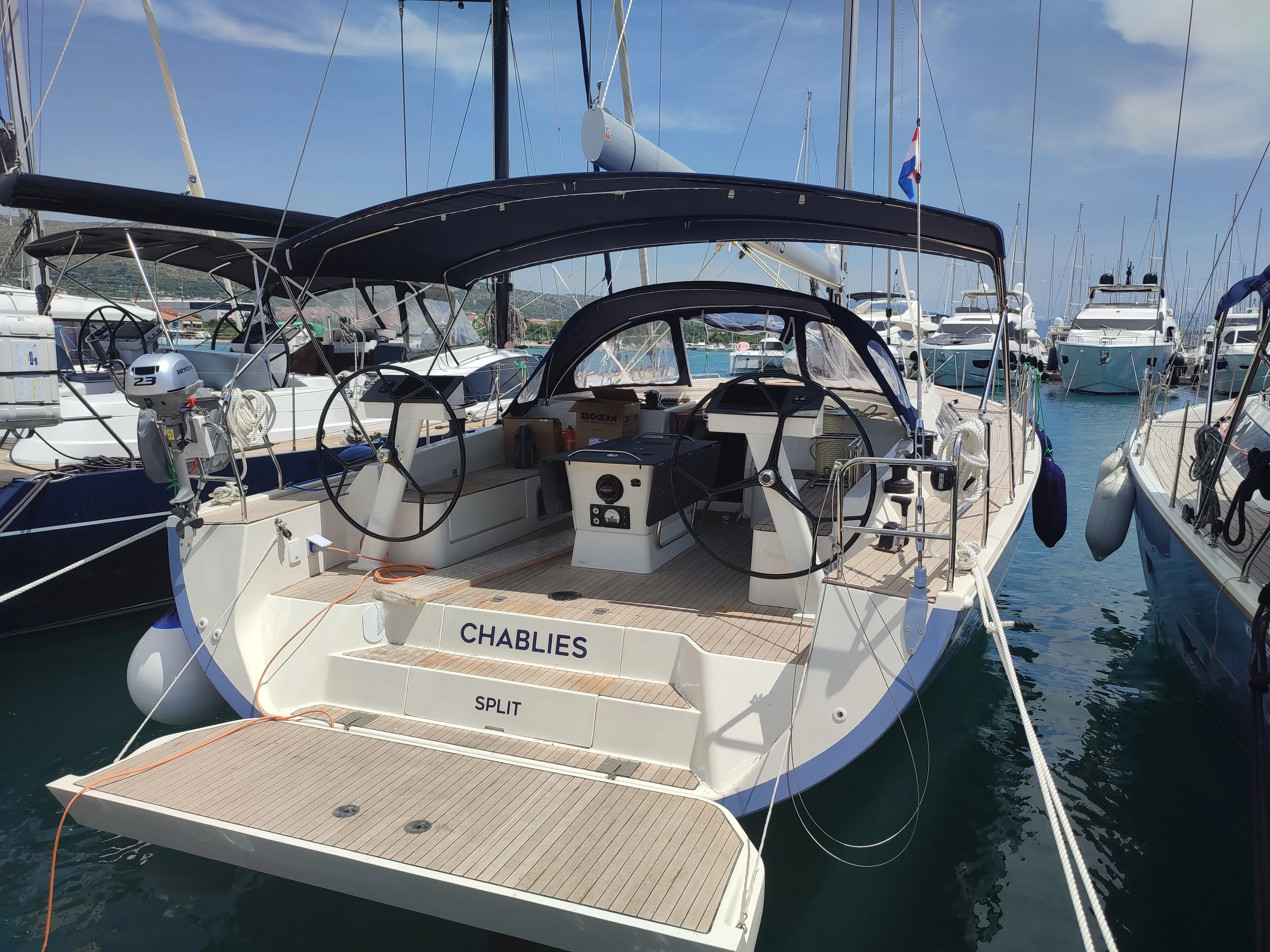 Chablies 1 Charter Boat - 5