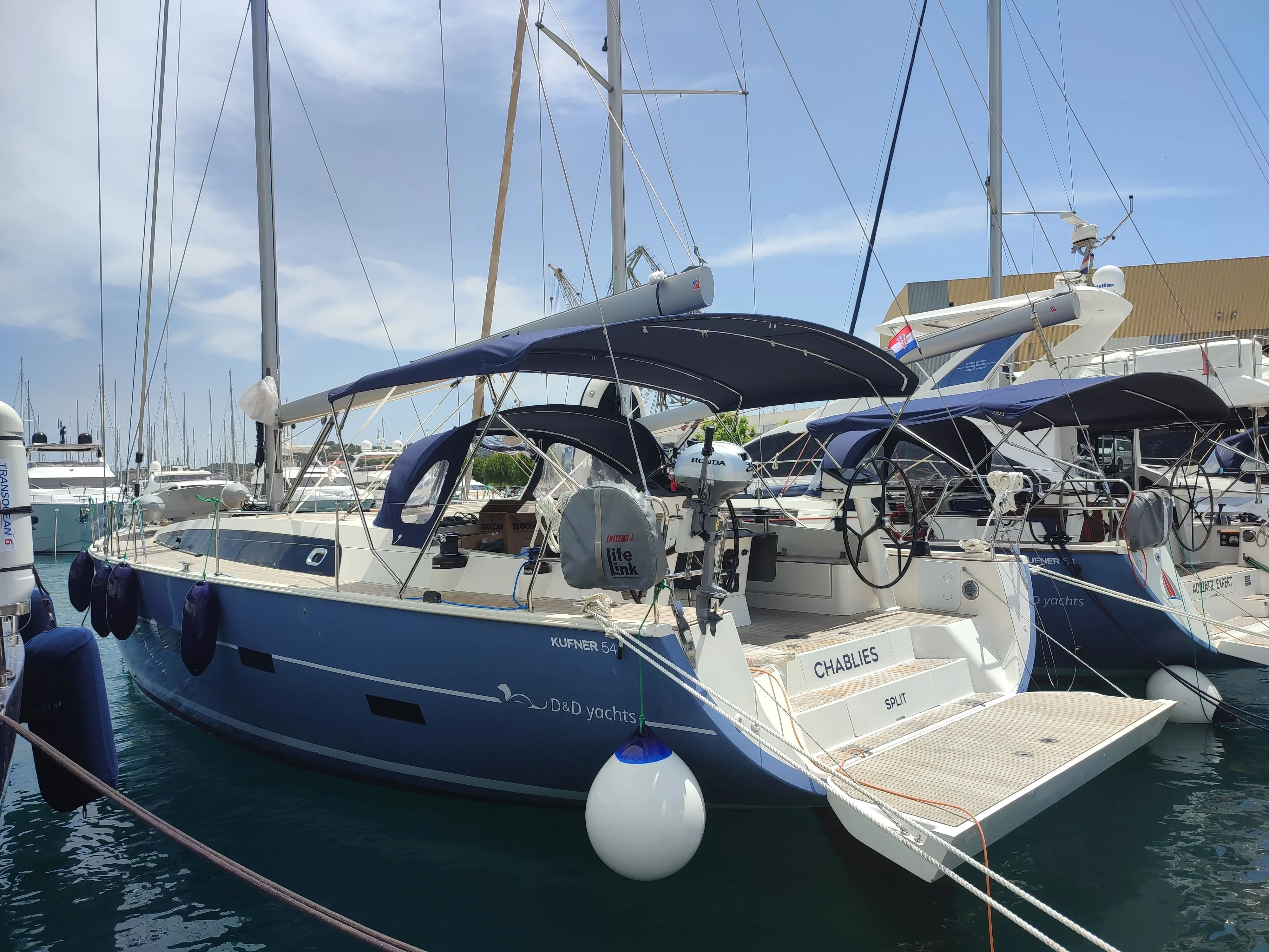 Chablies 1 Charter Boat - 4