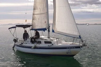 Explore Los Alcázares on a 6.88m Rental Boat
