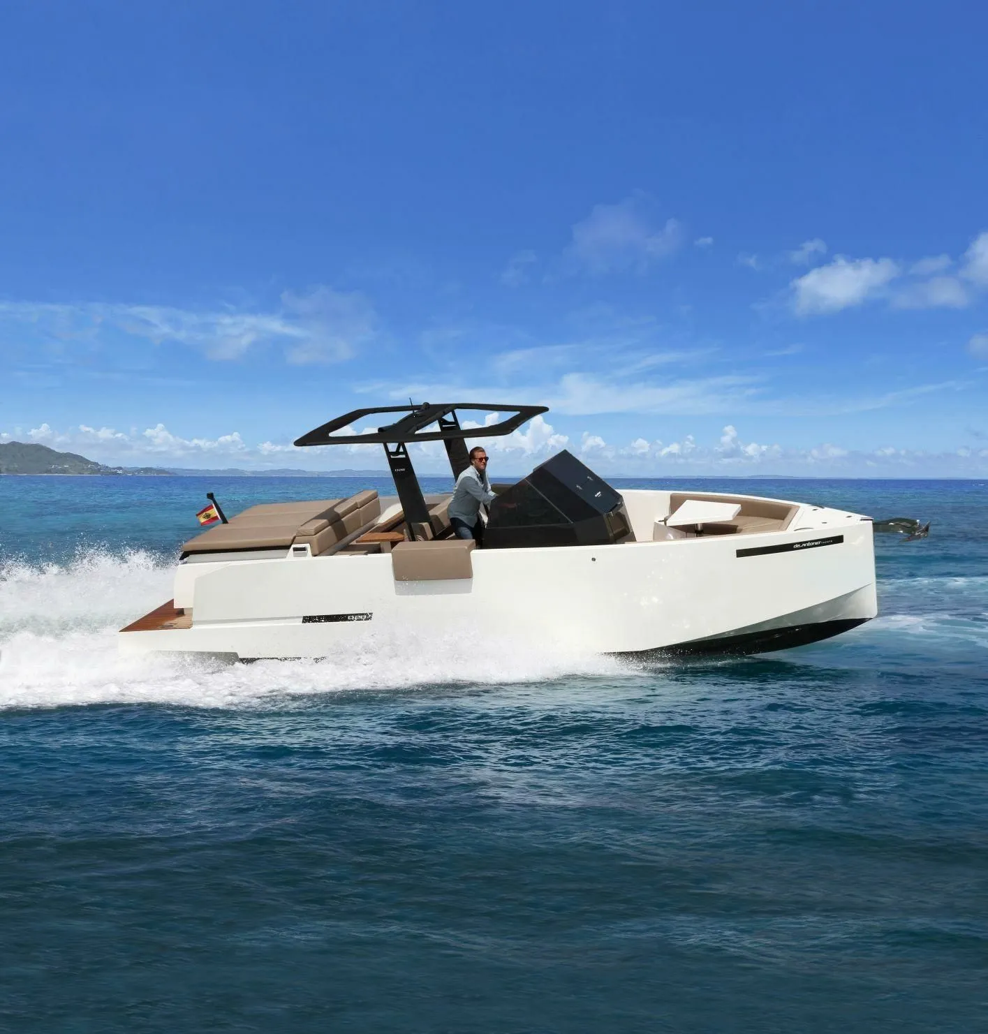 7.99m Denia Motor Boat Hire