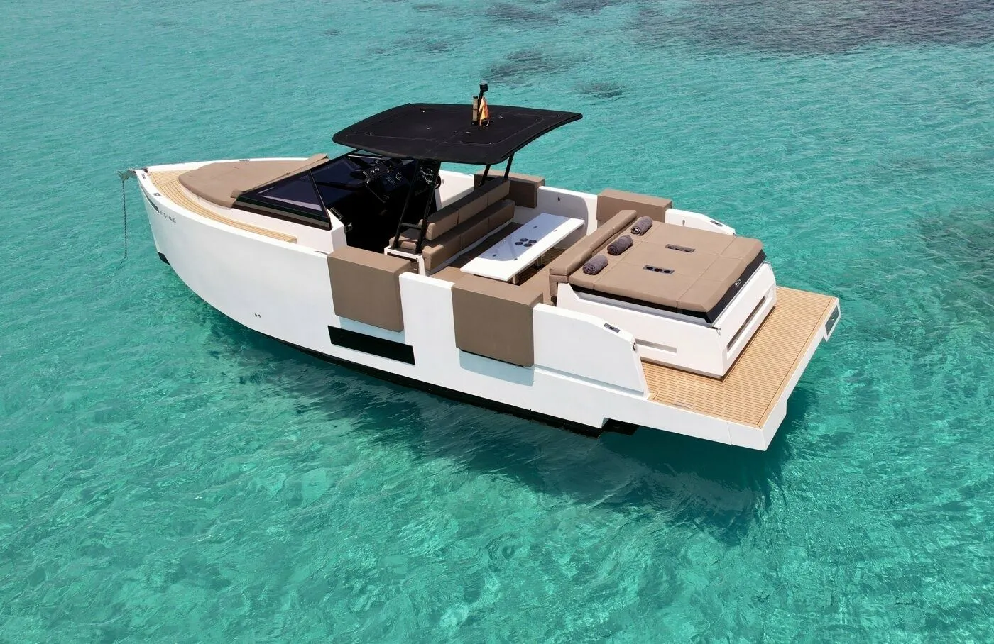 Чартер Delito - 4