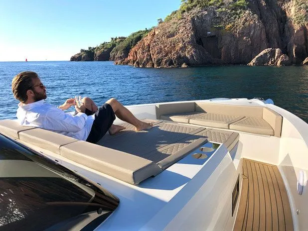 Beso Charter Boat - 4