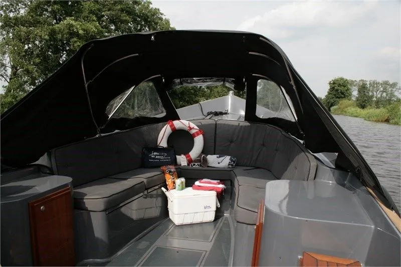 7.5m Woudsend Boat Hire