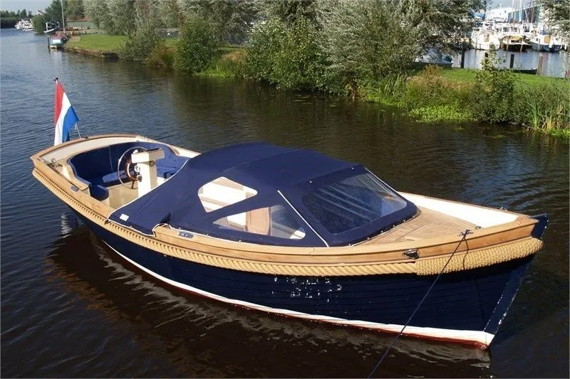 Rent a 7.5m De Drait SI in Drachten