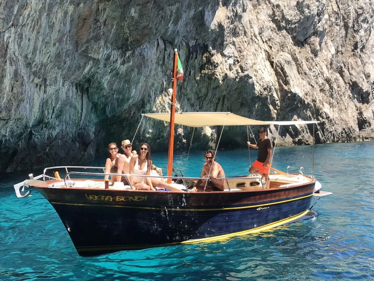 Rent a 7.2m Boat in Massa Lubrense
