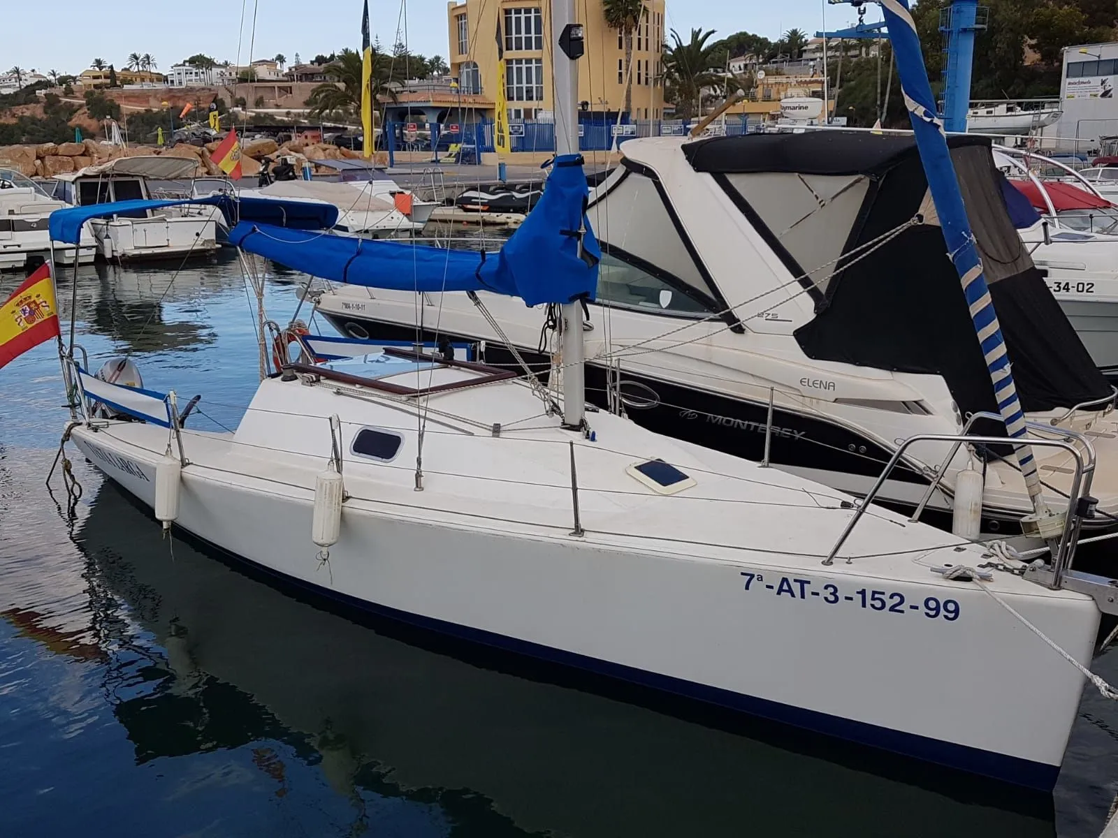 7.5m Torrevieja Decision 7.5 Hire