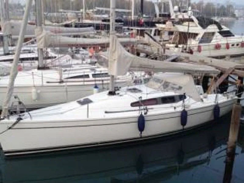 Explore Arzon on a 9.8m Dehler 32 Sailing Yacht Rental