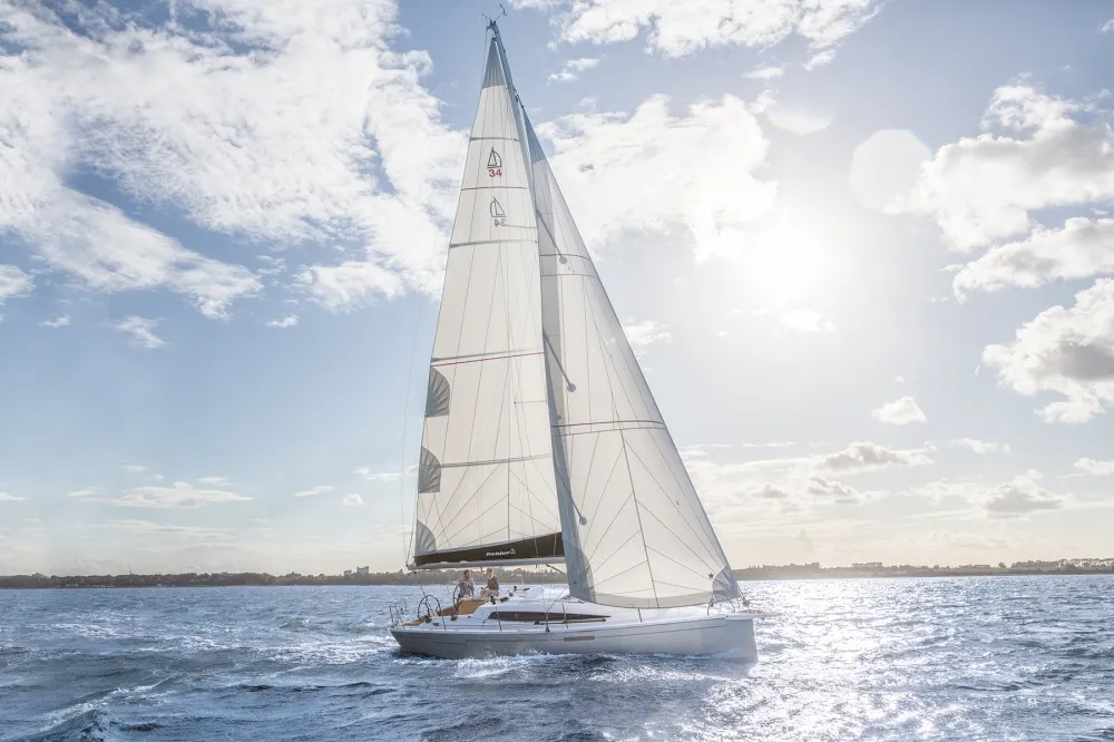 10.7m Altefähr Boat Hire