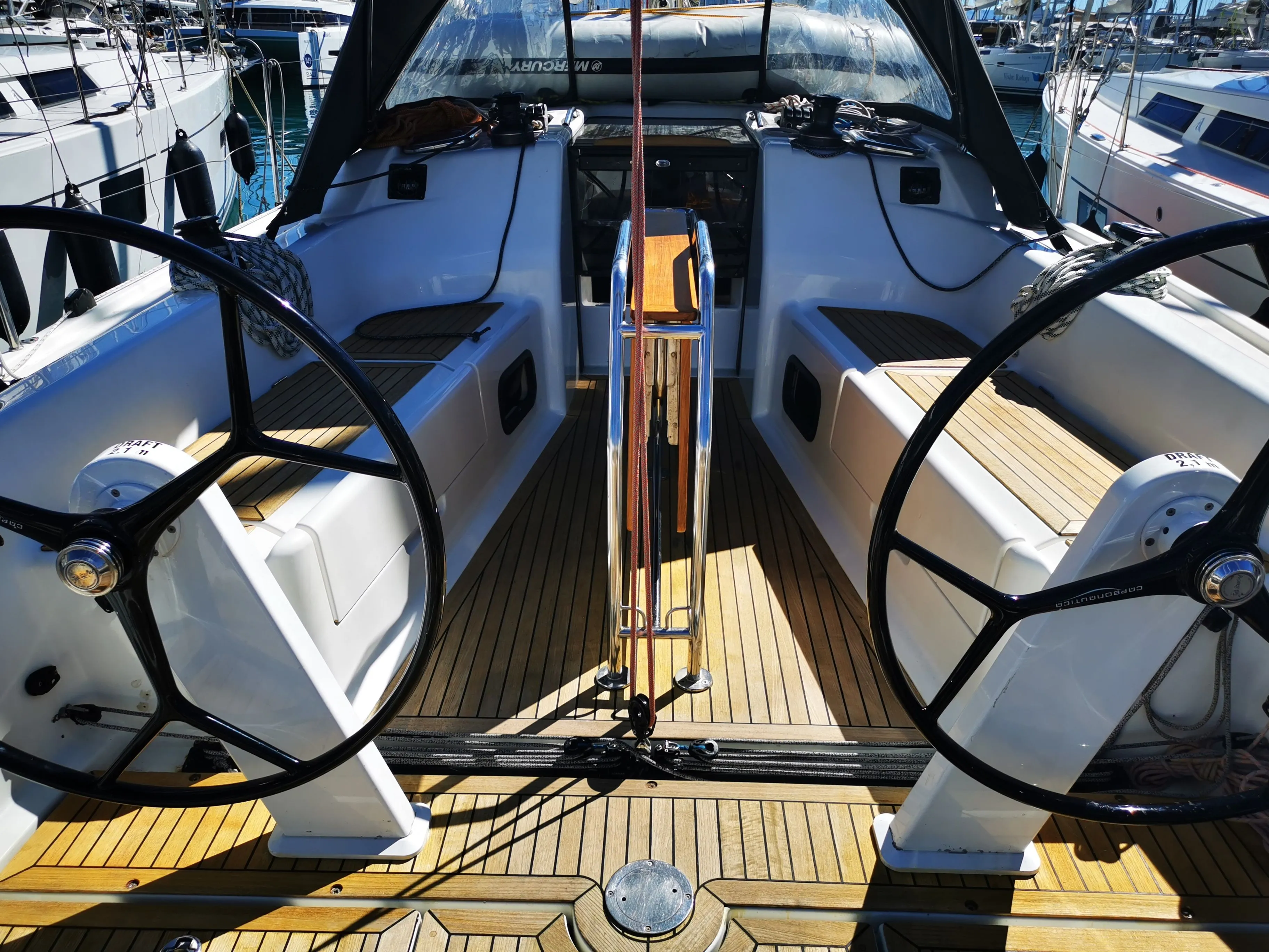 Rent a 11.3m Sailing Yacht Dehler 38 in Kastela