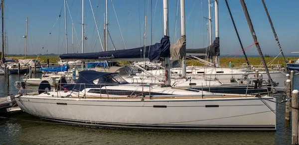 Bremervaart Charter Boat