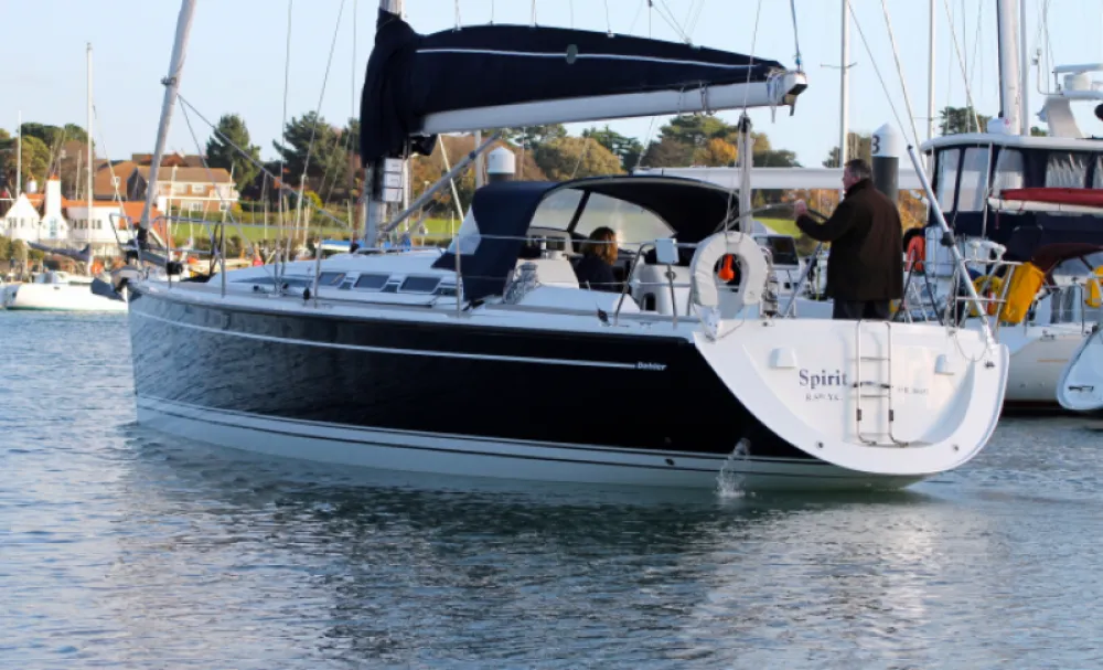 11.8m Southampton 3 Cabin Sailing Yacht Hire