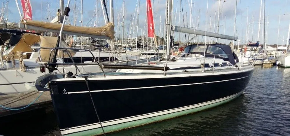 11.8m Southampton 3 Cabin Sailing Yacht Hire