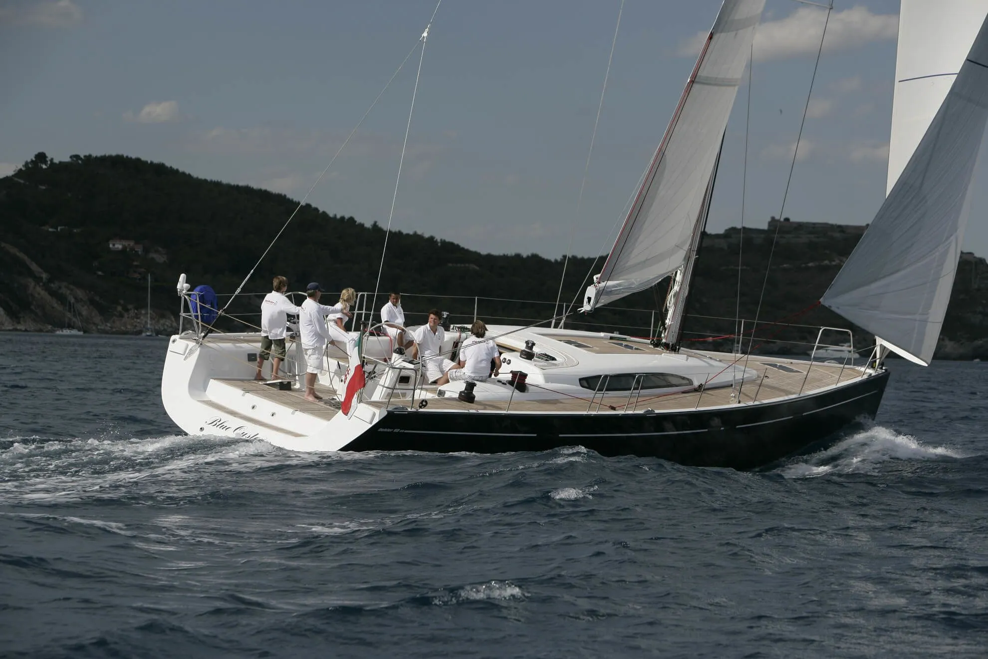 Charter a 18.3m Dehler 60 Sailing Yacht in Saint-Raphaël