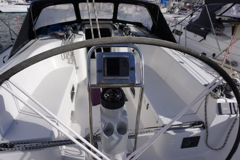 Sulukongur Charter Boat