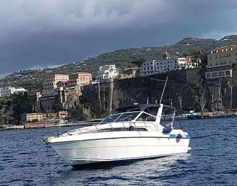 Rent a 8.9m 2 Cabin Motor Yacht in Sorrento