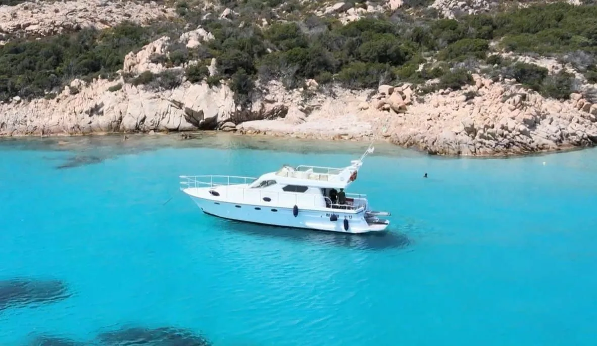 SuAlma Charter Boat