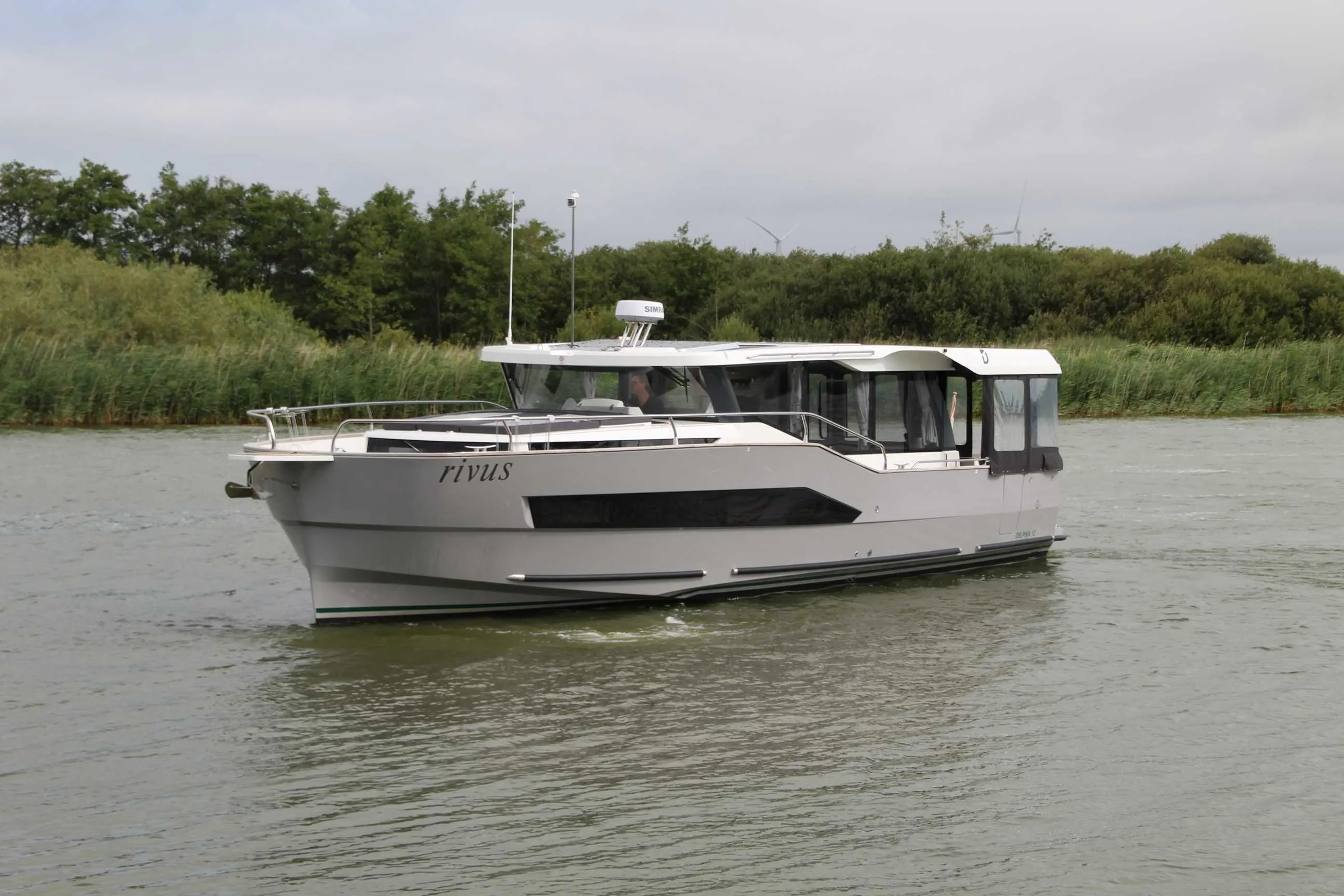 Charter a 12.45m 2 Cabin Motor Yacht in Makkum
