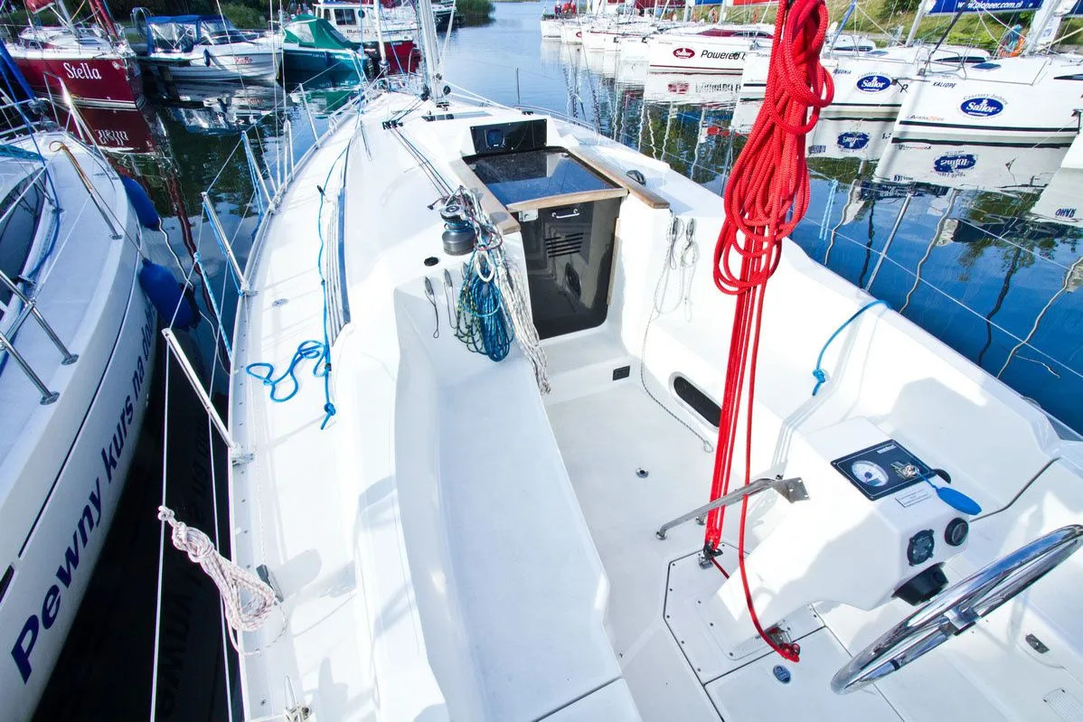 Biały Lew 1 Charter Boat