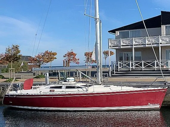 11.95m Altefähr Delphia 40 Sailing Yacht Hire