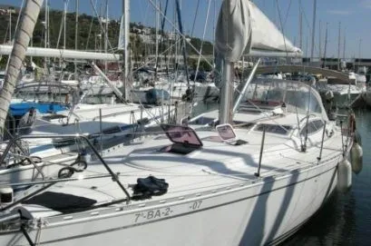 Boat - Charter a 12.3m Delphia 40 in Punta Ala