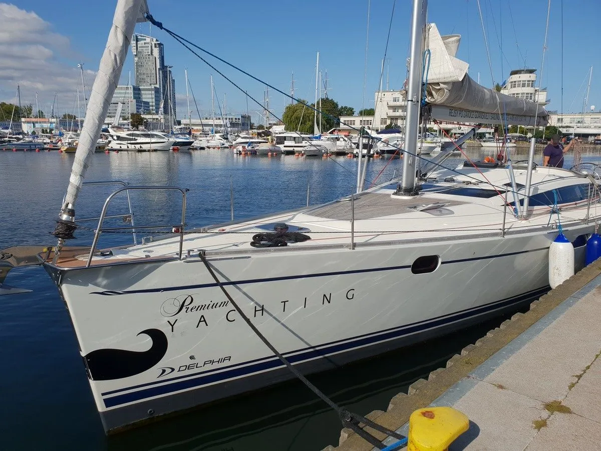 Charter a 14.03m 5 Cabin Sailing Yacht in Gdańsk