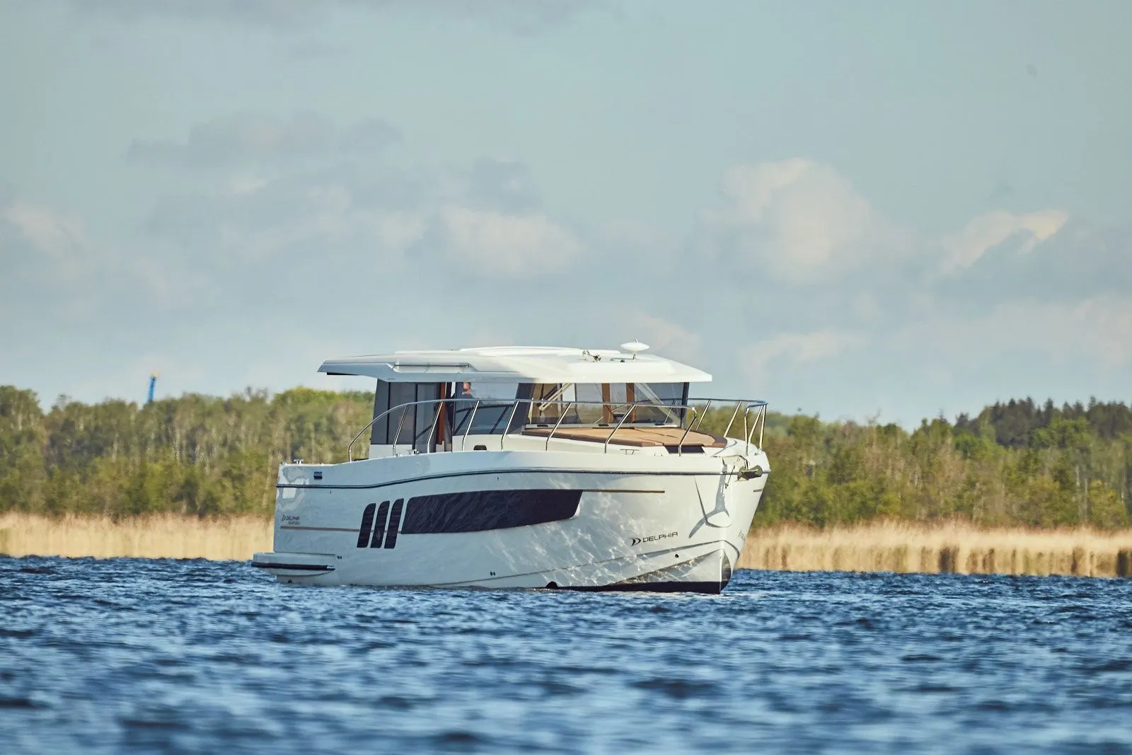 Charter a 11.5m Boat in Makkum