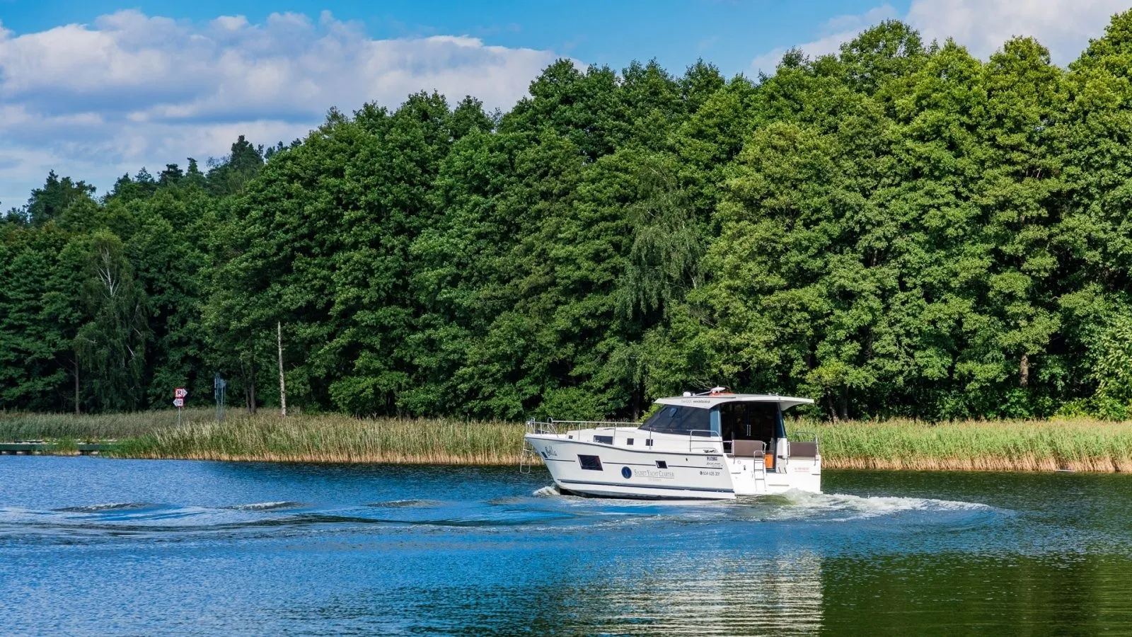 Explore Stare Sady on a 13.5m Rental House Boat