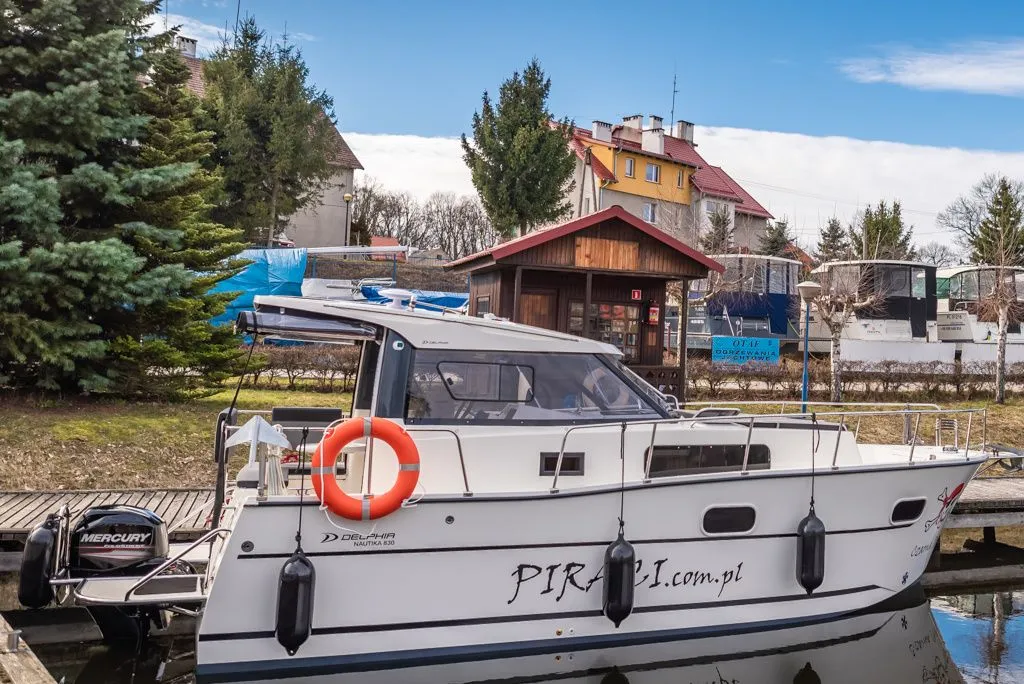 Explore Gizycko on a 8.3m Rental Boat