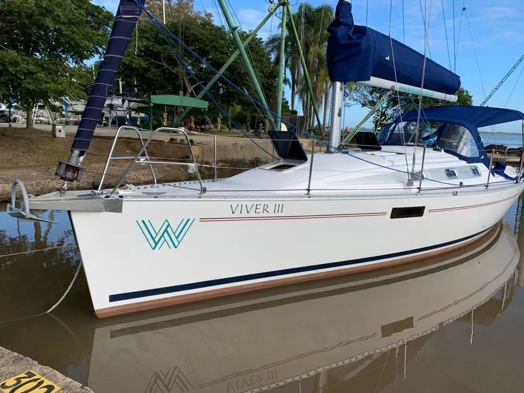 11m Paraty 2 Cabin Sailing Yacht Hire