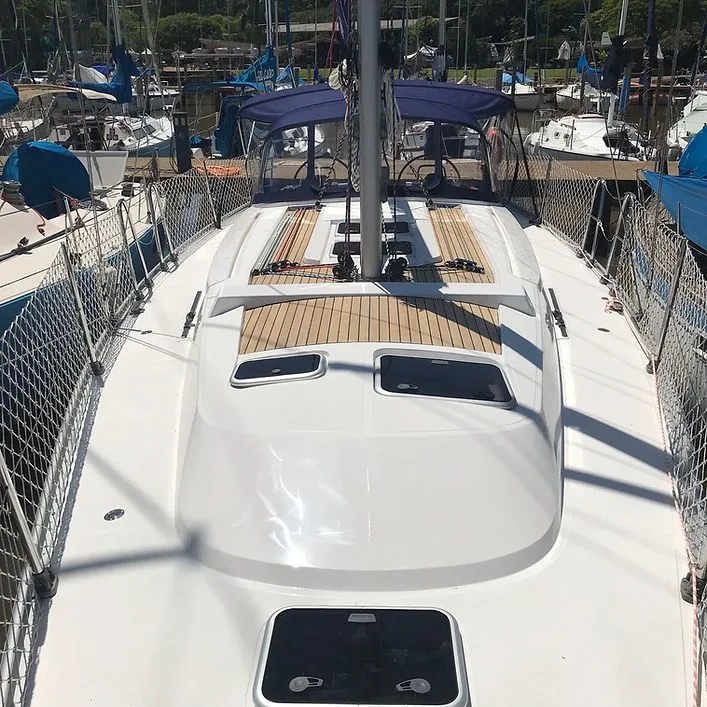 Futuro 15 Charter Boat