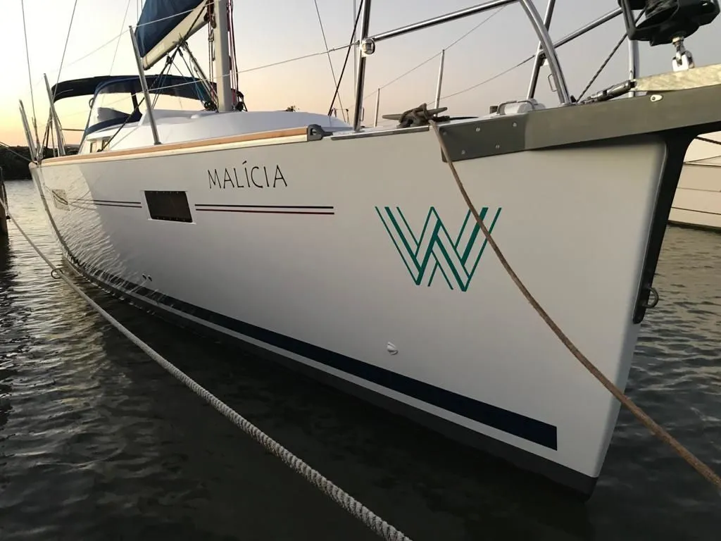 Malicia Charter Boat