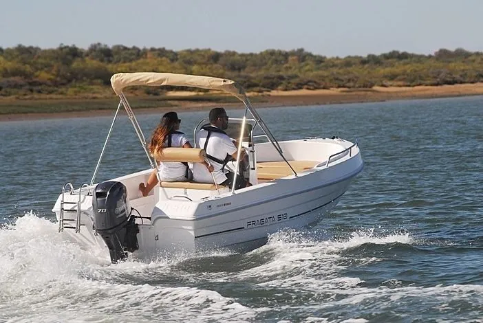 5.05m Lagos Dipol 510 Motor Boat Hire