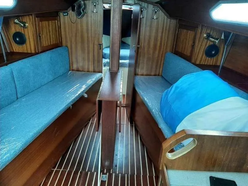 Beerci Charter Boat