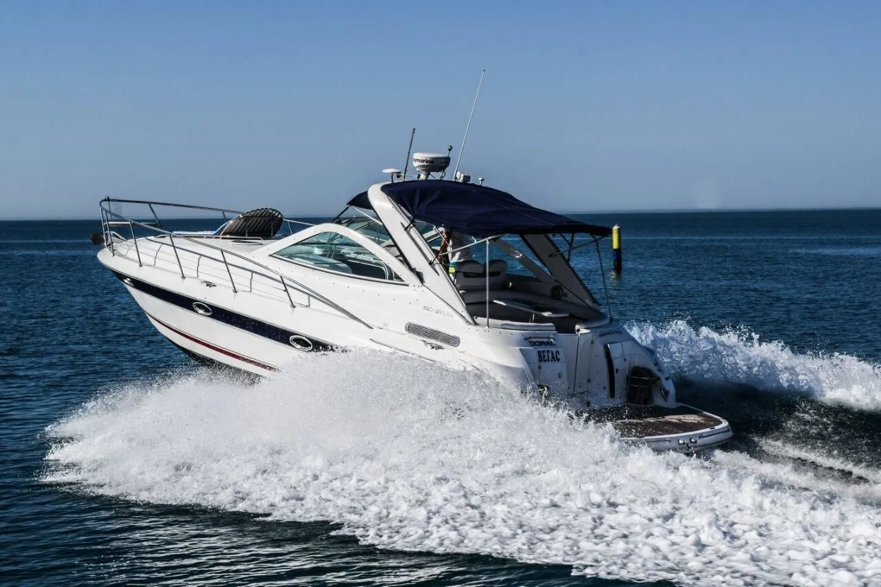 Charter a 11.96m Motor Yacht in Sochi
