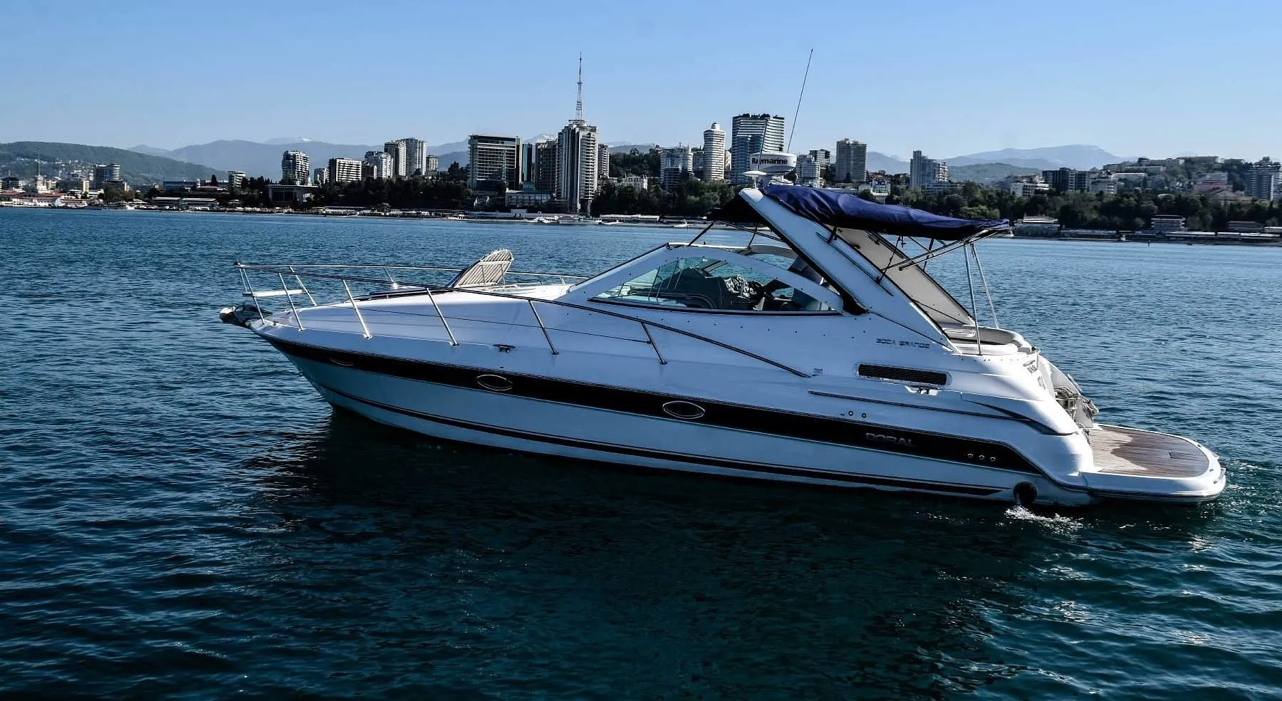 Charter a 11.96m Motor Yacht in Sochi