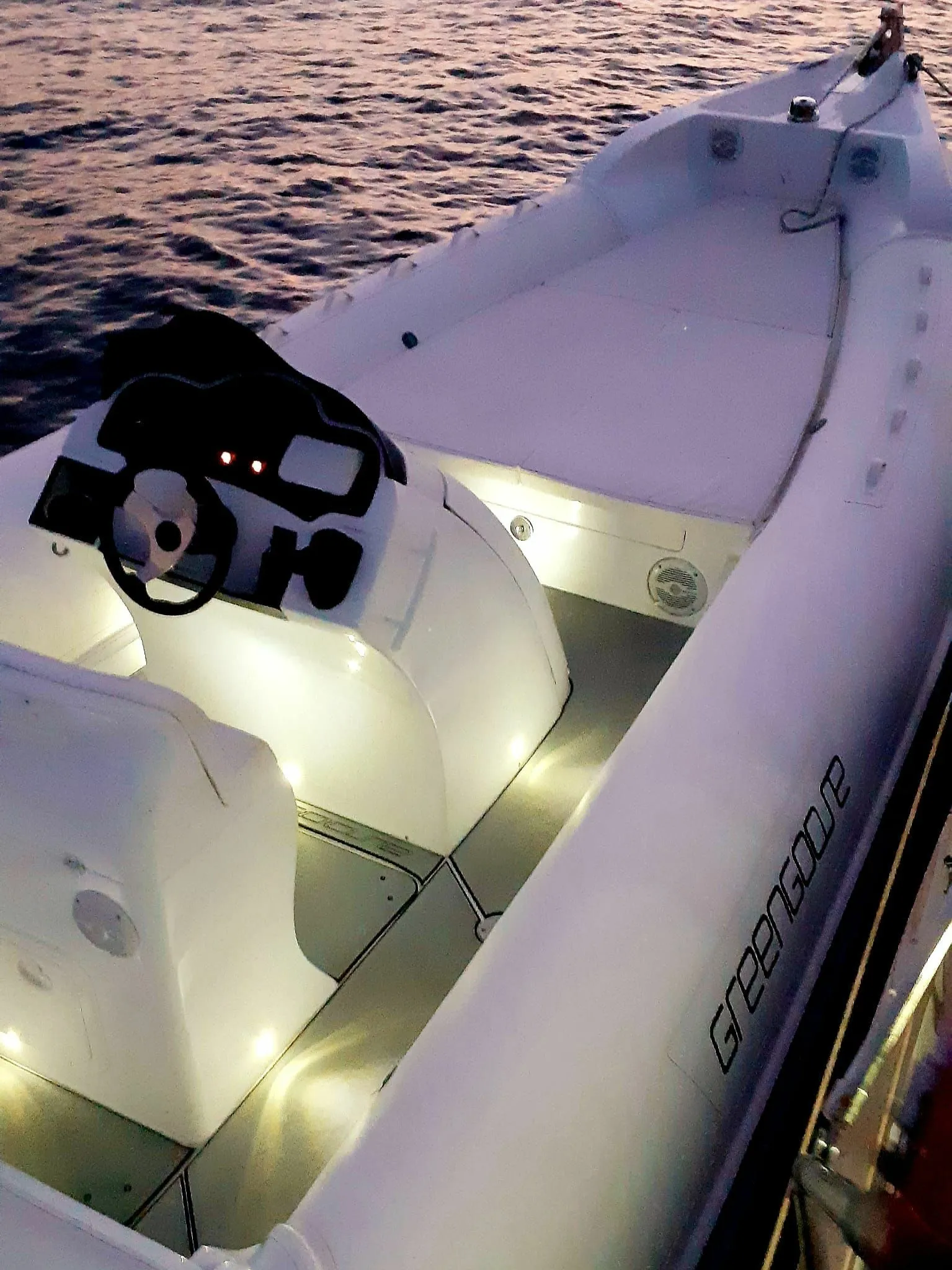9m Naples Doviboat One Way 100 Motor Boat Hire