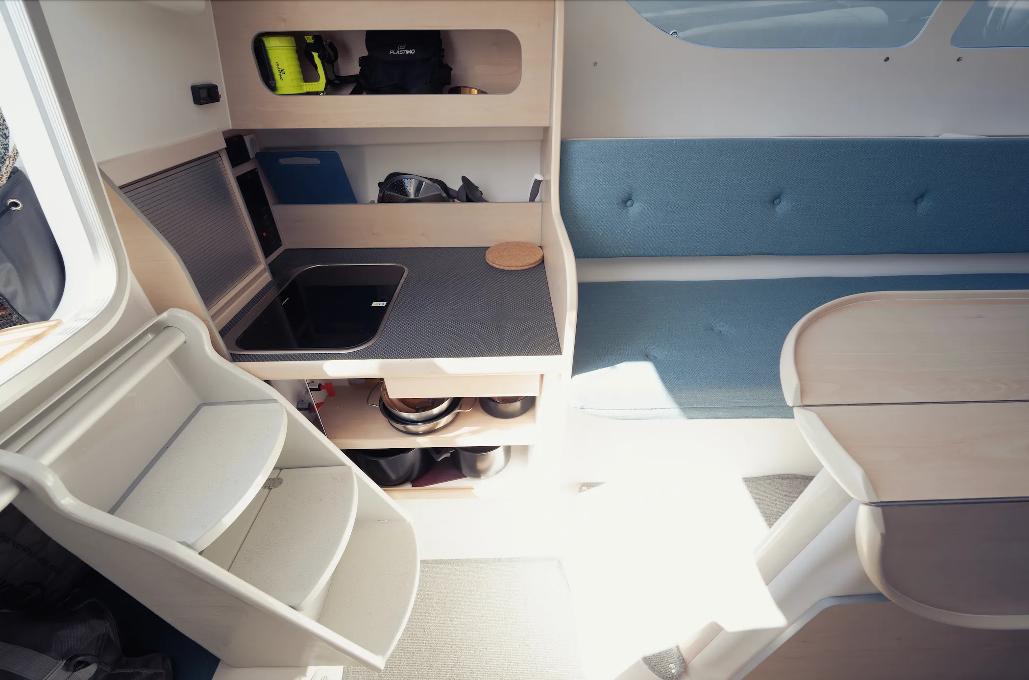 Чартер Kalmos - 3