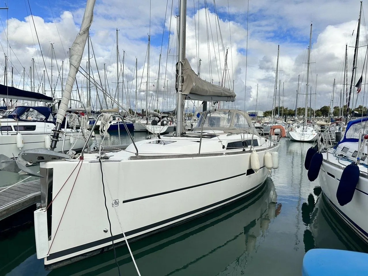 Escapade 2 Charter Boat