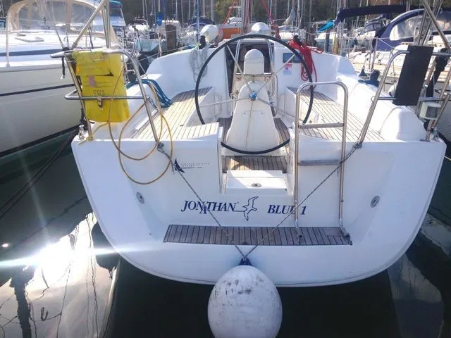 Jonatan Blue Charter Boat