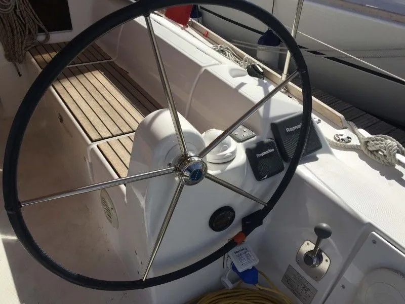 Feniks Charter Boat