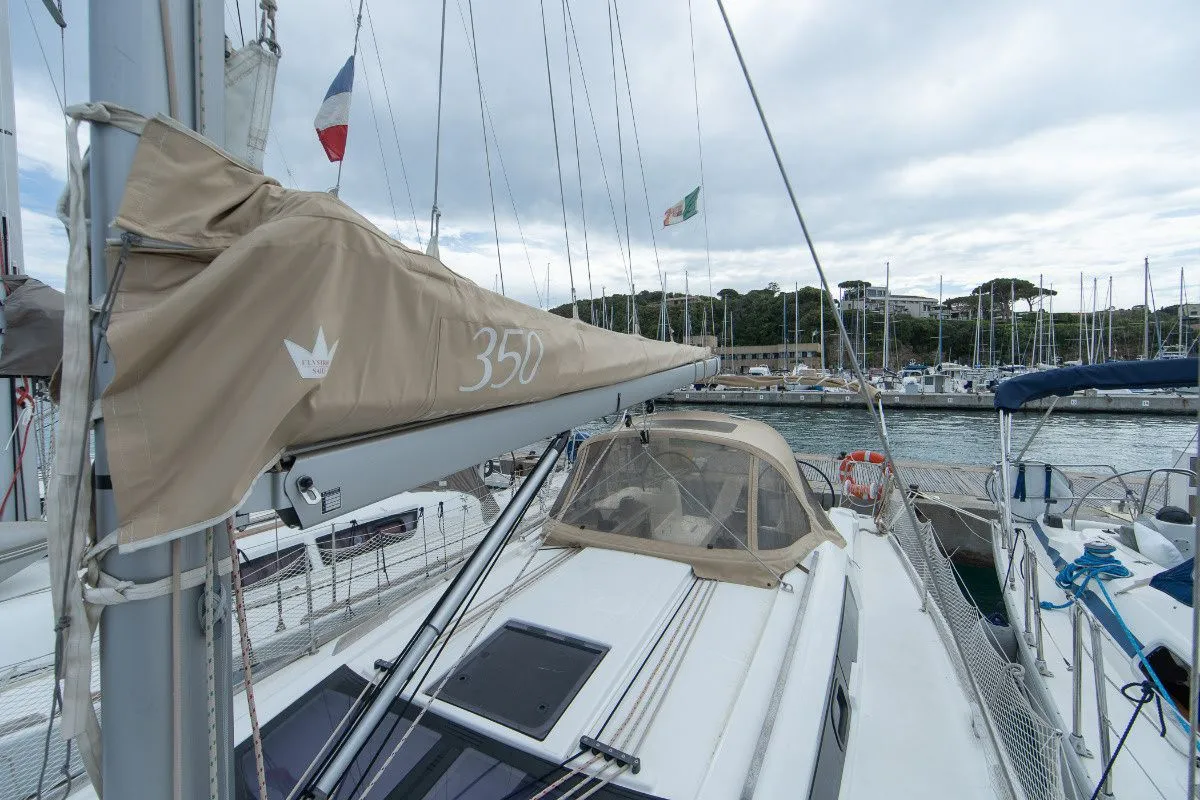 10.28m Punta Ala Dufour 350 Sailing Yacht Hire