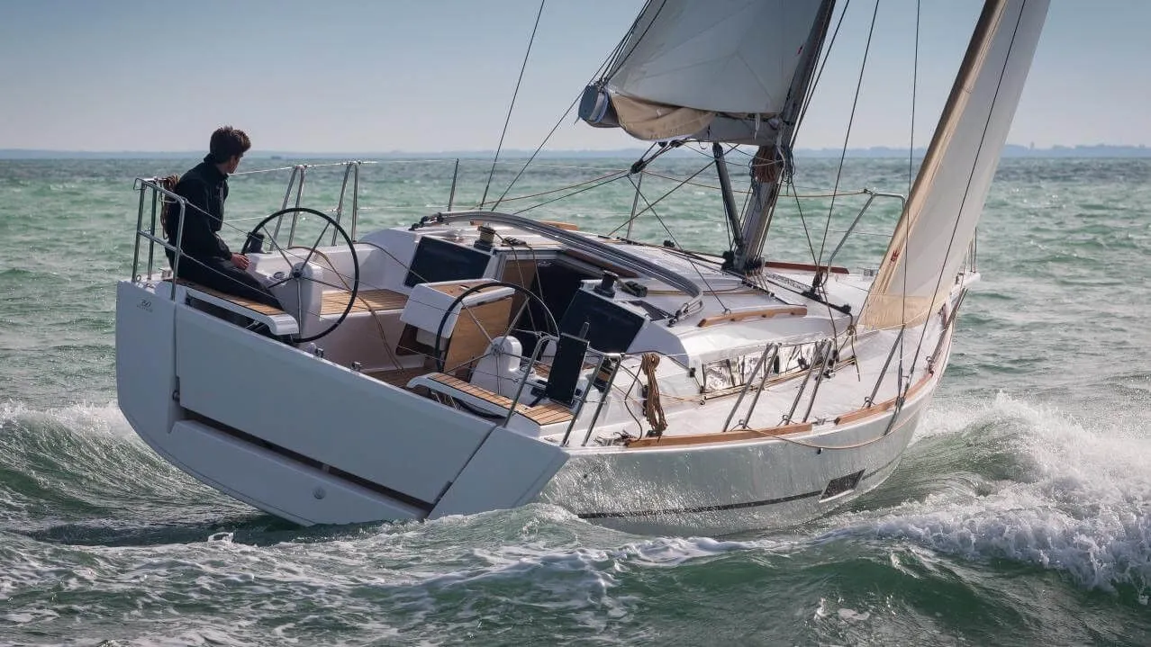 Rent a 10.36m 2 Cabin Sailing Yacht in Parham Town