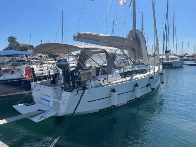 Marsala Kiralık Dufour 360 10.99m Yelkenli Yat
