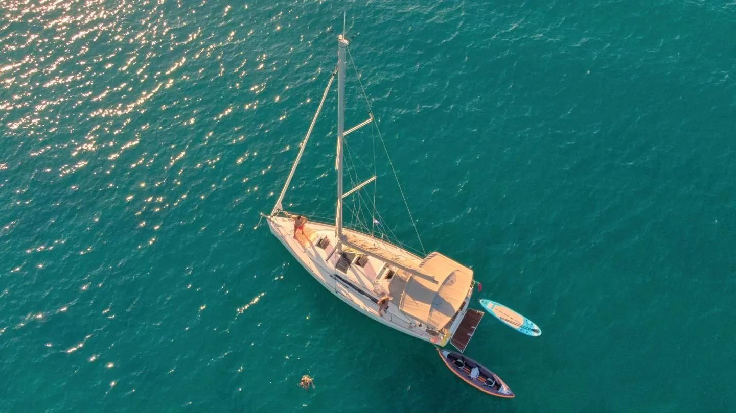 Mar me Quer Charter Boat