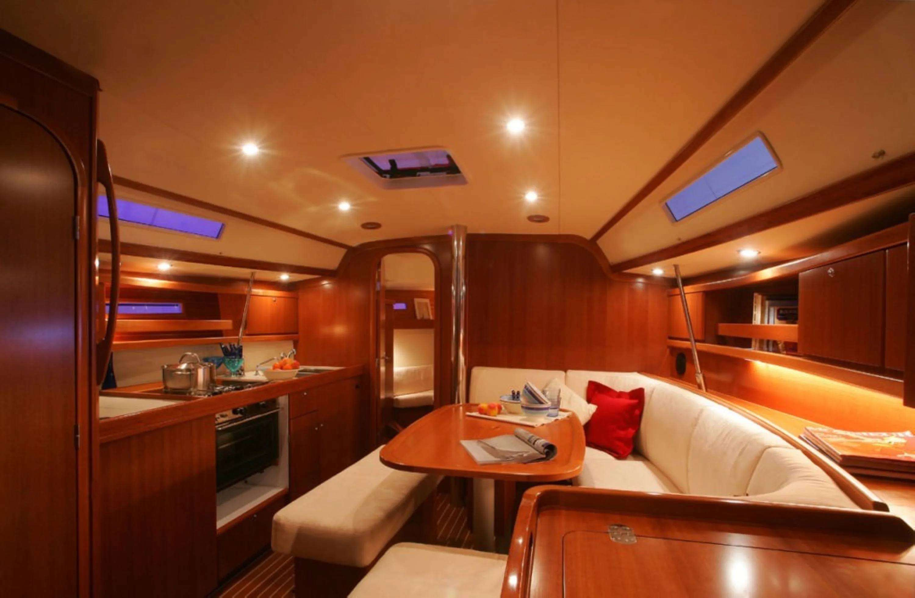 Чартер Villata - 3