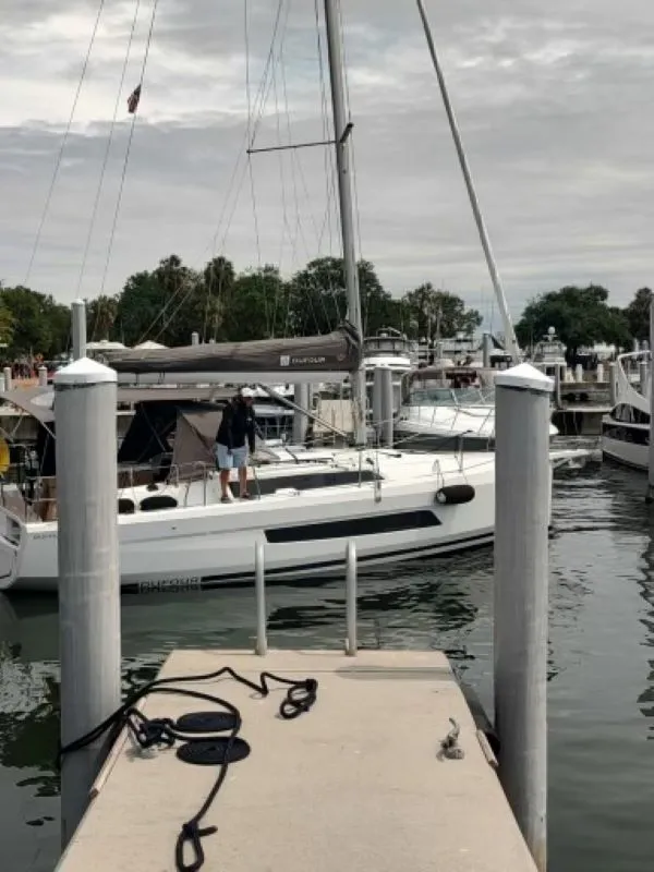 Easy Wind Mietboot