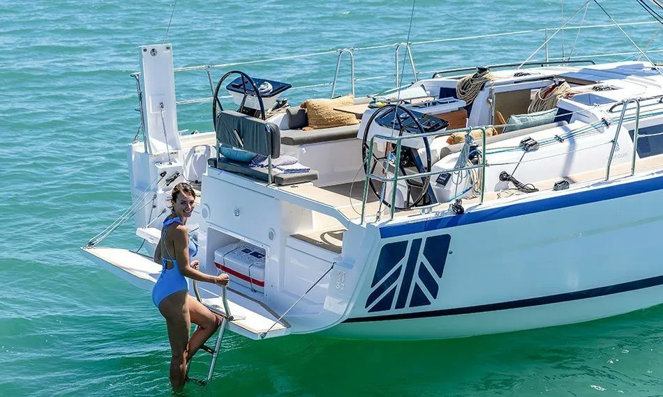 Sirius Charter Boat